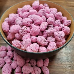Yoghurt Strawberry Peanuts