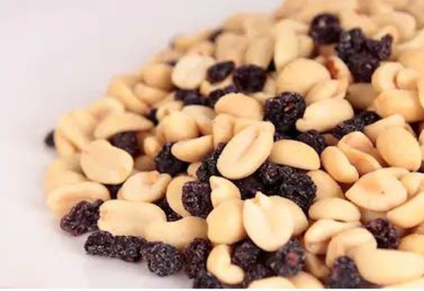 Peanuts & Raisins Salted